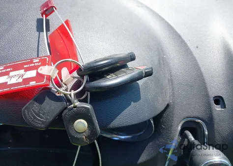 2013 Chrysler Town & Country Touring from USA, damaged, VIN 2C4RC1BG5DR743912